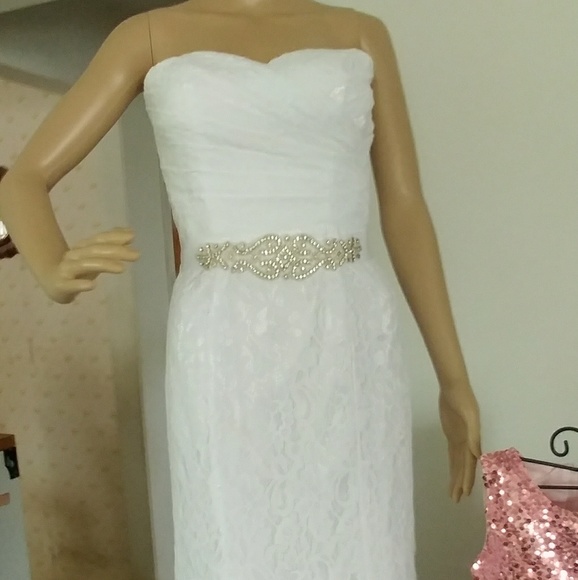 Elegant Mermaid Lace Sweetheart Bridal Gown - Picture 1 of 3